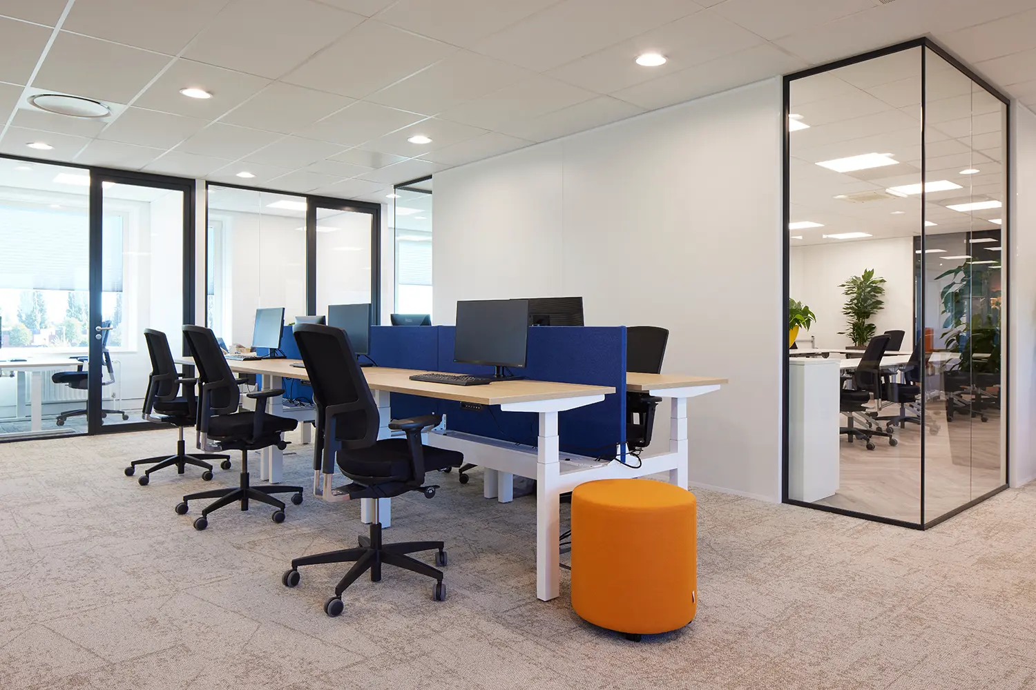 Kantoorinrichting Doxis | CEKA Nederland9